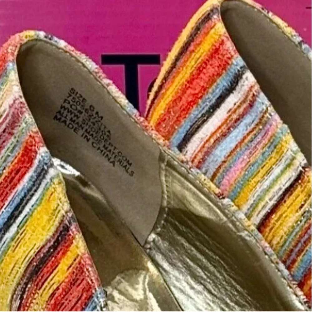 Torta Caliente Zita Rainbow Stripe Pointed Toe Pumps Heels Sz 6 NIB Dopamine